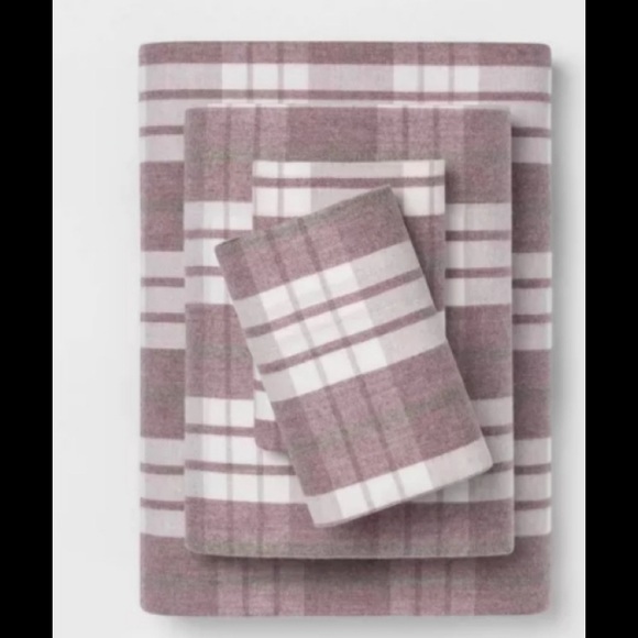 - Flannel Purple Plaid Striped flannel sheet… - Picture 1 of 4